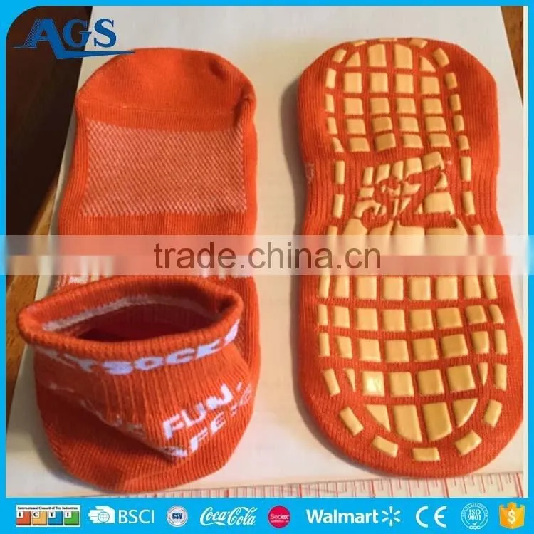 2017 Wholesale Kids Breathable Trampoline Sock With Rubber Grip