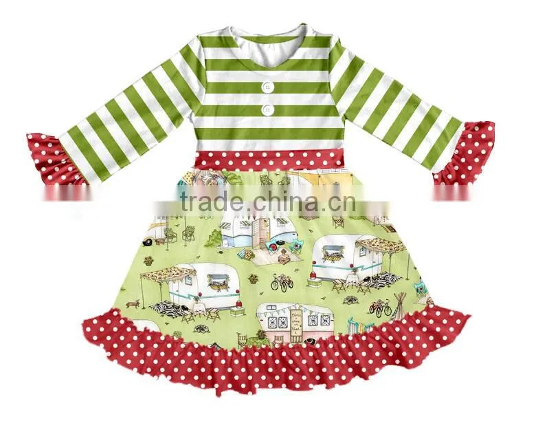 Printed with a beautiful pattern with the girl's dream of the same beautiful and generous cotton princess Christmas dress