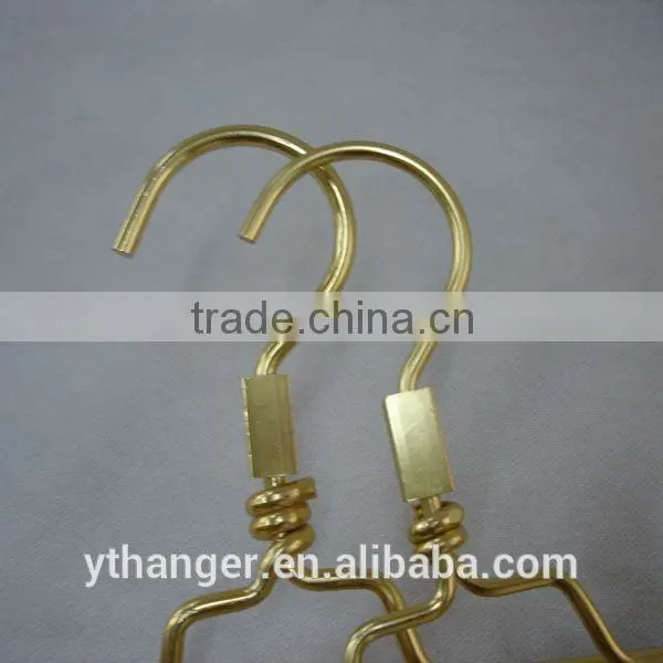 MH-YT-001 gold colored metal hanger with bar and clips for wet clothes