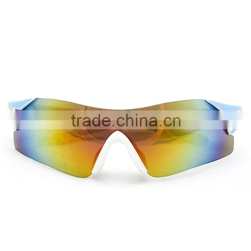 Wrap around new sports sunglasses waterproof lenses designer eye glasses from china