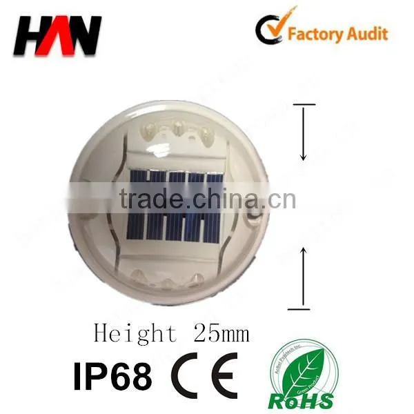 solar powered LED flashing road studs with factory price