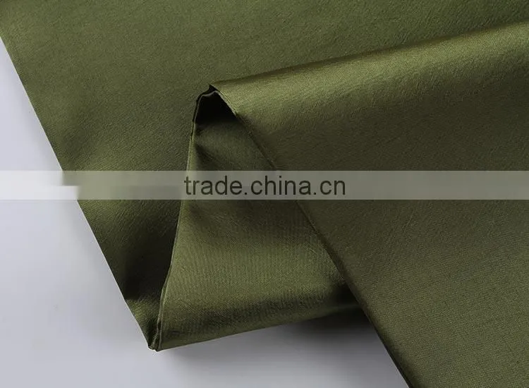 Factory direct fashion shrink resistance machine poly stain printed fabric silk rolls