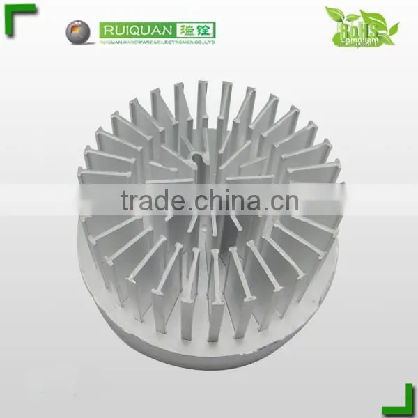 Aluminum led light housing with forging heat sink
