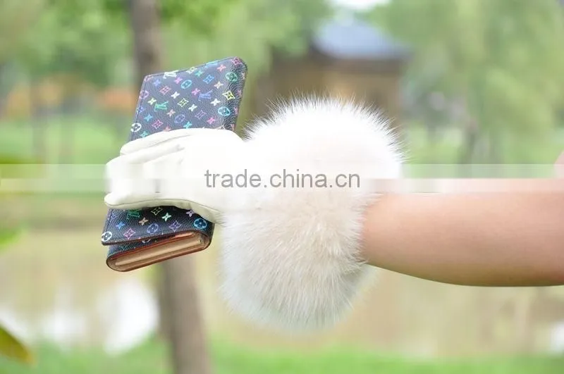 Top Luxury Fashion Desgin Beautiful Fox Fur Wrist Ladies Sheepskin Leather Gloves