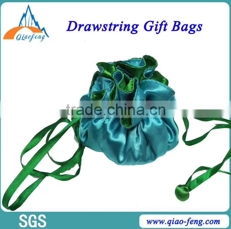 2016 Latest Arrival Good Quality hanging jewelry bag wholesale