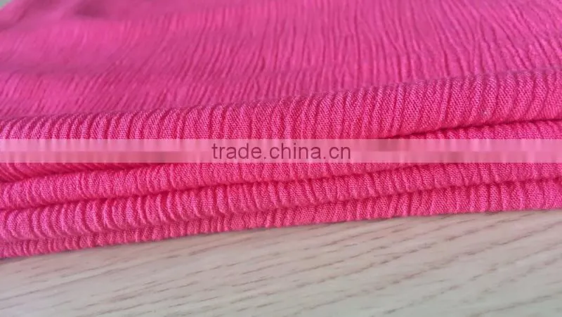 china fabric manufacturer oeko-tex standard solid crinkle viscose fabric, 30*24 135gsm dyed rayon crepe fabric