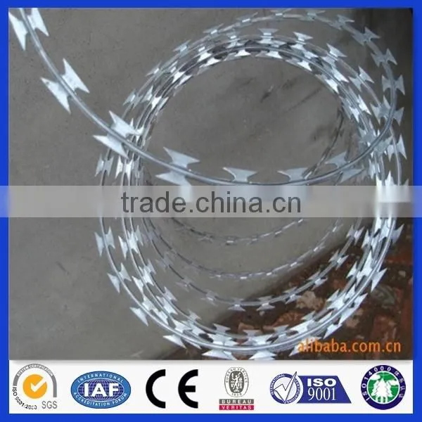 Alibaba china supplier Hot dipped razor barbed wire