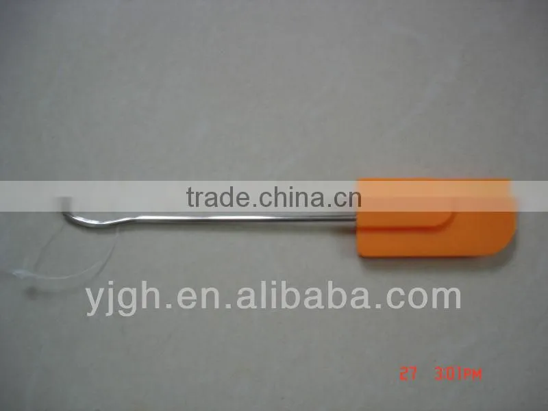 Silocone pastry spatula with new design