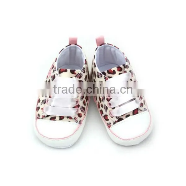 Newborn baby shoes wholesale satin fabric lace baby shoes