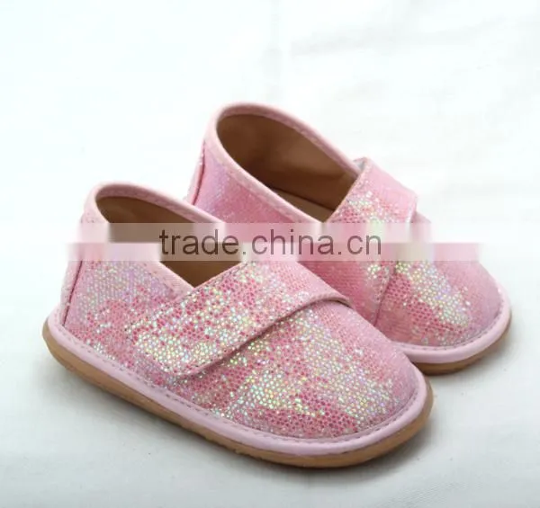 Kid squeaky shoe China