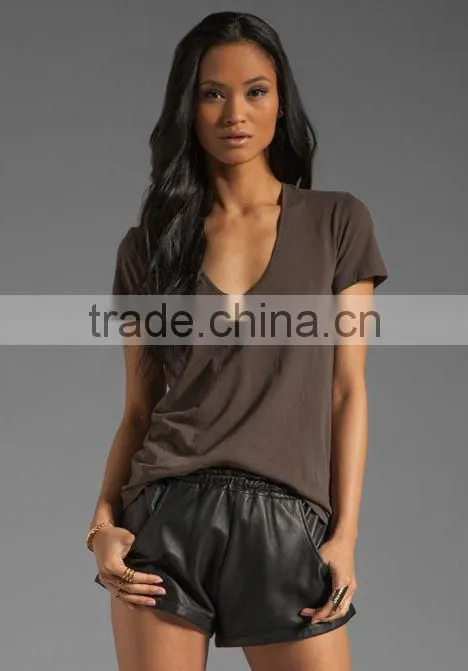 100% cotton fitted tee