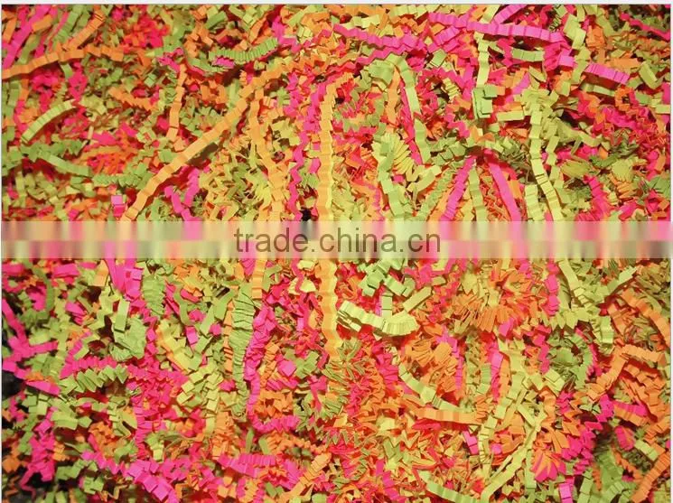 Basket Stuffering Crinkle Cut Zig Zag Paper Shredded, Raffia Paper Litter