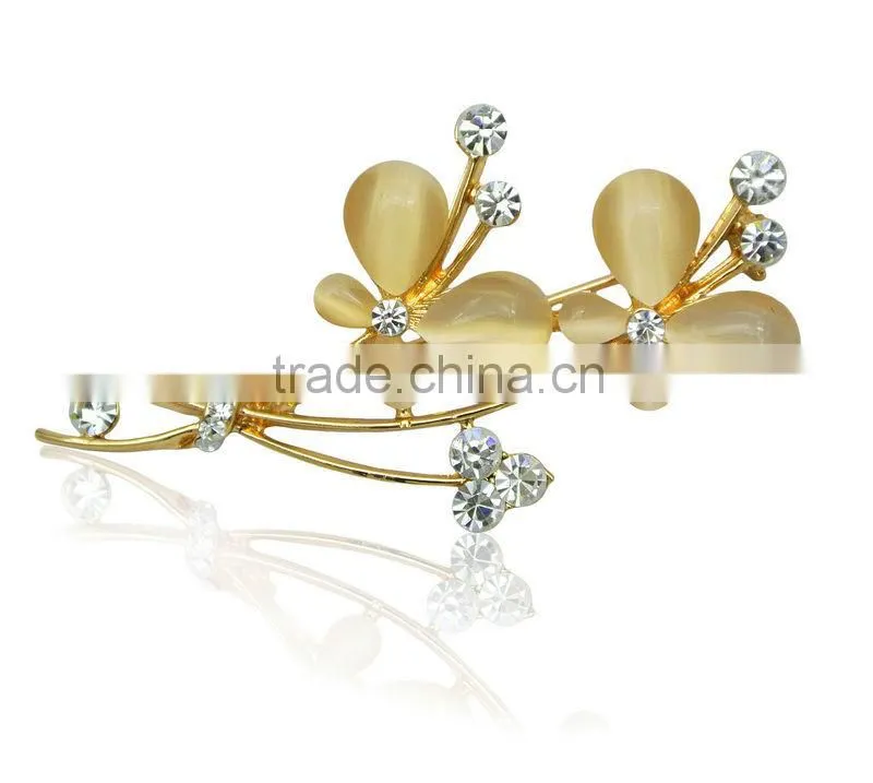 brooch bouquet