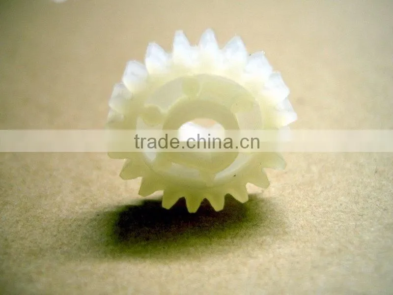 High quality FIXING GEAR 18T FOR laser jet 8100.8150 RS5-0751-000.PRINTER PARTS