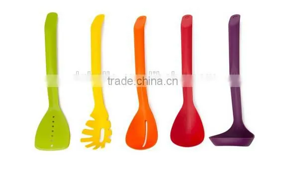 Latest Design Food Grade Grape Shape Silicone Ice Cube Tray