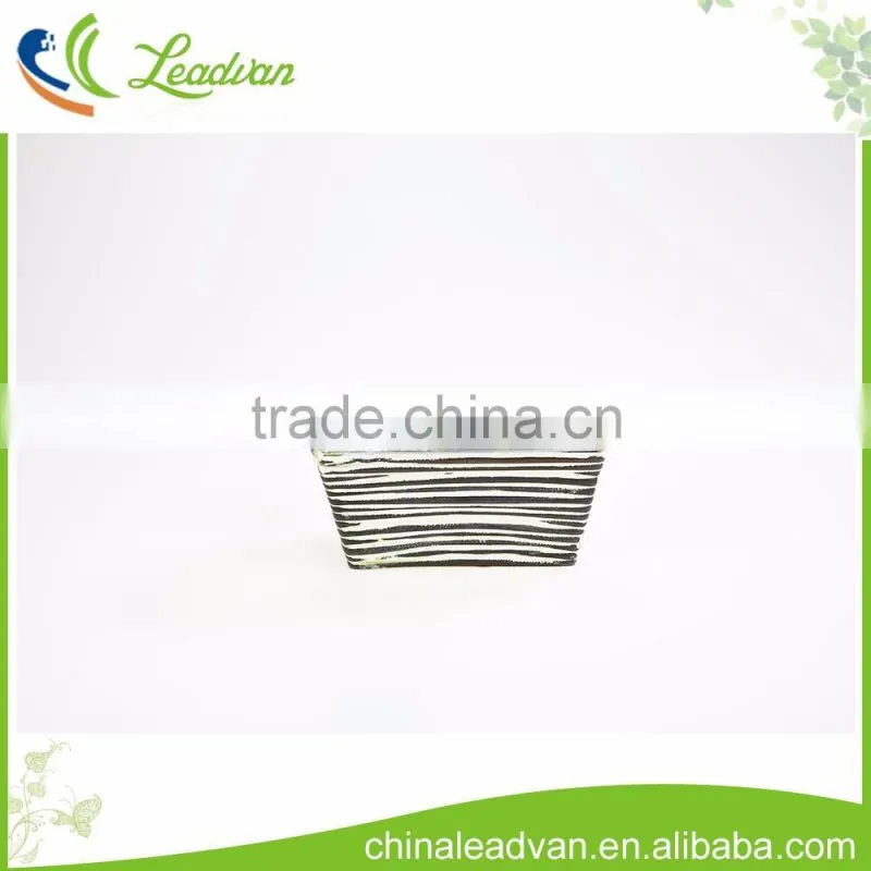 china alibaba wholesale price galvanized flora vertical green wall wire garden line planter
