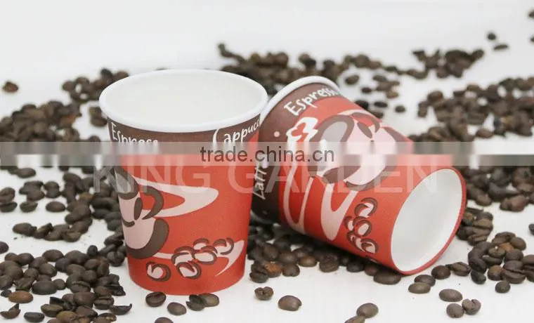 Large variety of paper cups and lids with custom designs