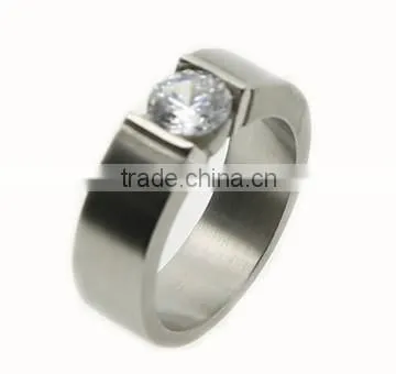Stainless steel wire cut simple design mattle finished ring jewelry with one cz stone