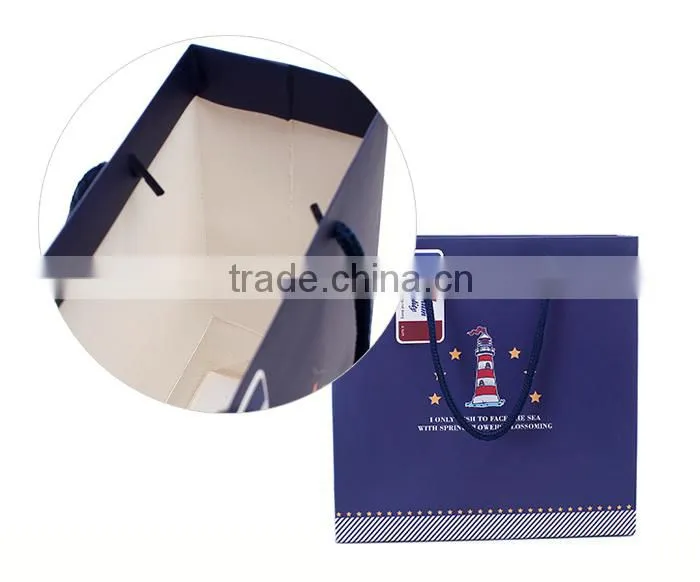 Wholesale brown kraft paper christmas gift bag in China