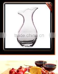 New Design Calving Exquisite Glass Vase Wholesale