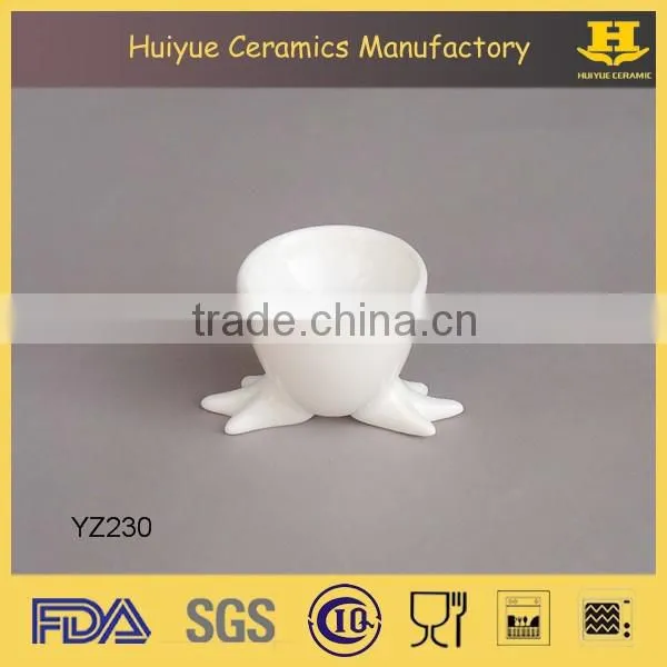 hot sell microwave white glaze custom ceramic egg cup wholesale
