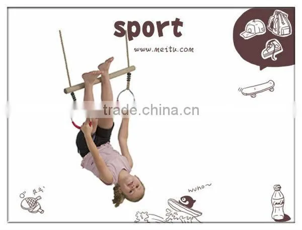 wooden trapeze bar swing with rings