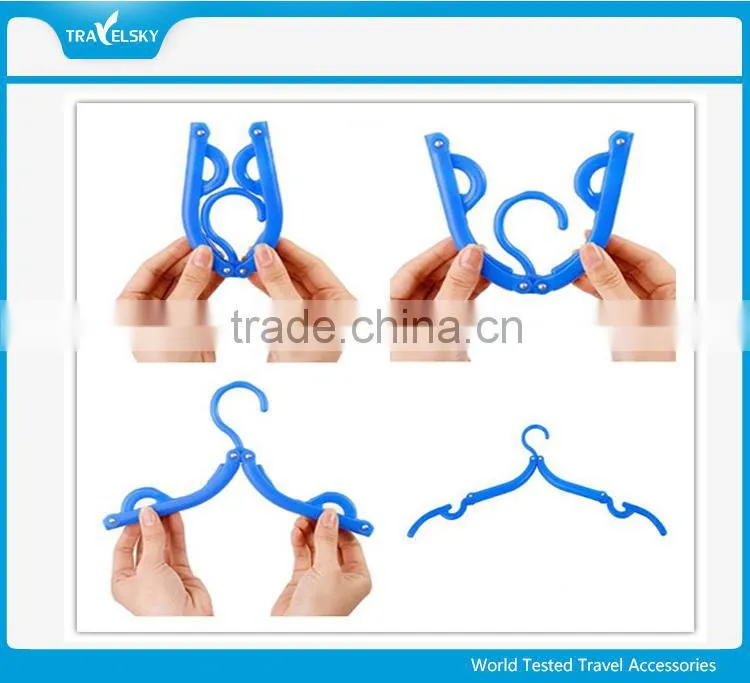 Lightweight travel foldable plastic clothes hanger