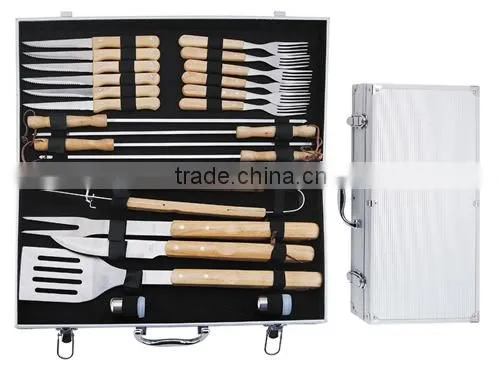 22pcs Grilling Tool Set With Suitcase