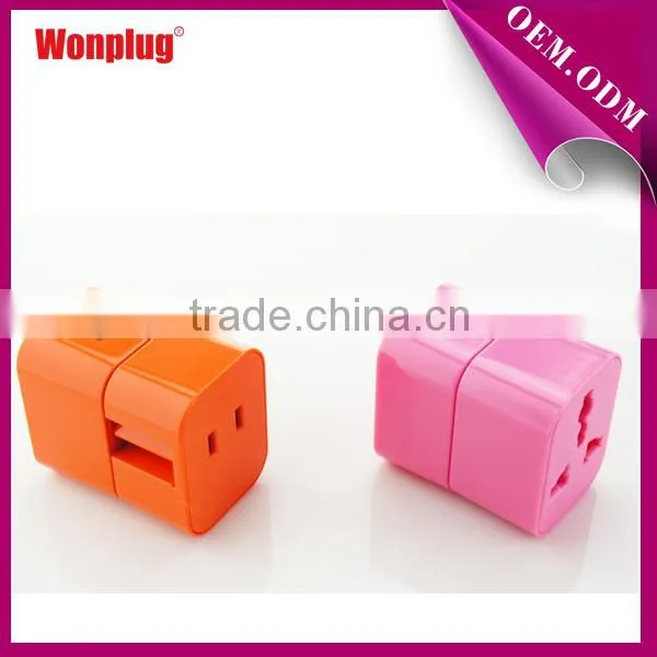 Cute design CE&ROHS approval pink travel adapter suitable for 160 countries