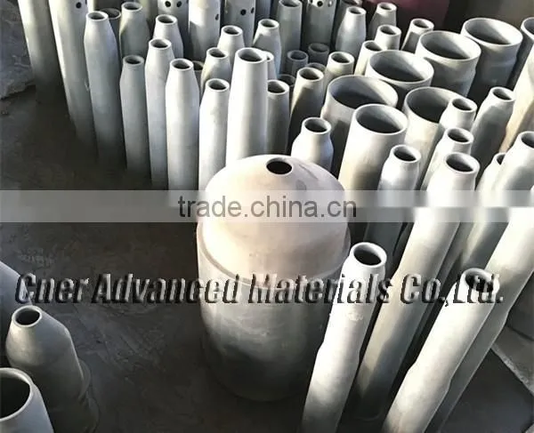 Cast vessel with silicon carbide ceramic, refractory silicon carbide vessel