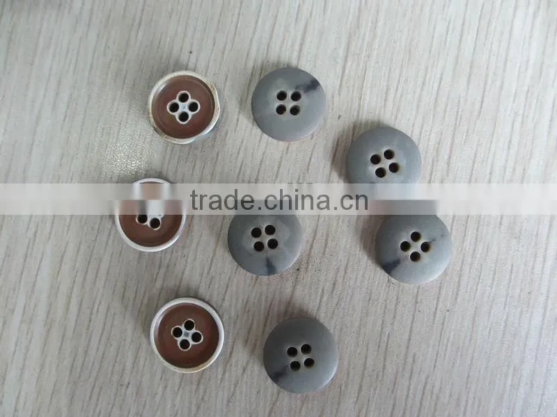 fashion 4 holes urea button for garments