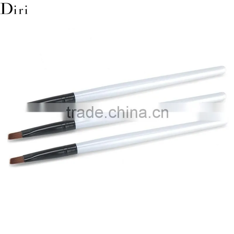 Angled shape pony hair eye shadow makeup brush black color