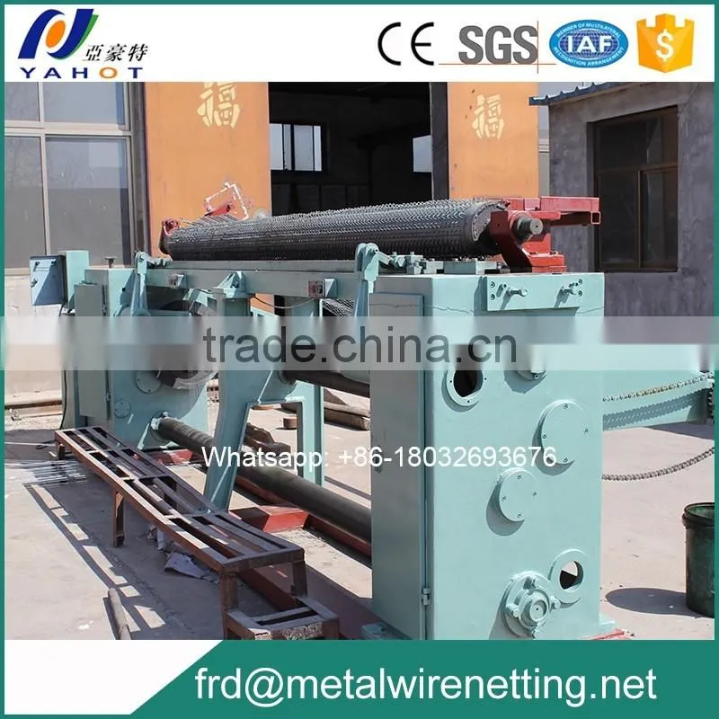 2017 New Technical Hexagonal wire mesh netting machine