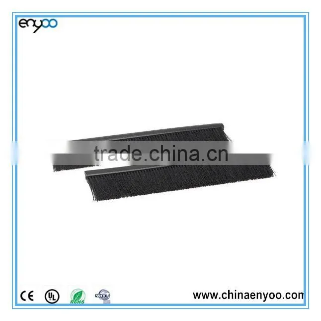 strip/rack brush grommet for Wire and Cable Management