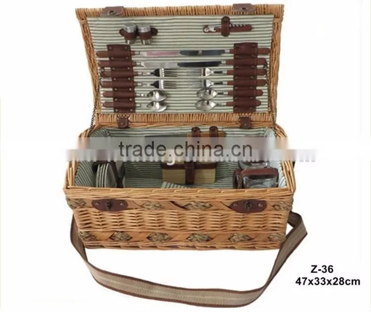 China factory custom cheap wholesale personalized luxury 4 - 6 person willow woven wicker picnic basket set