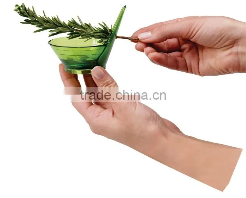 2016 amzon hot selling kitchen accessory plastic herb stripper