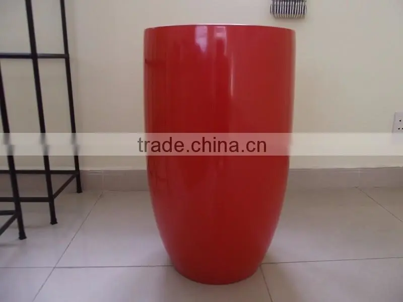 Fiberglass lacquered planters | S0216001