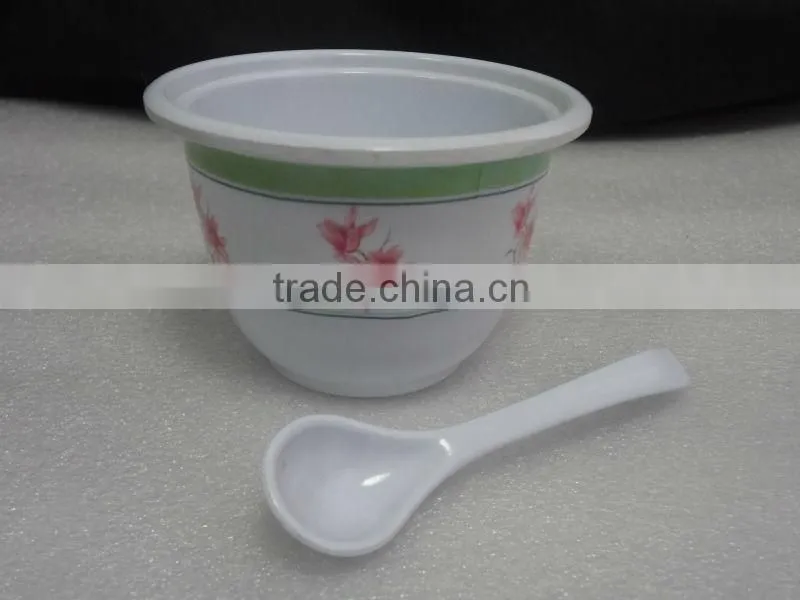Melamine sugar pot with small spoon