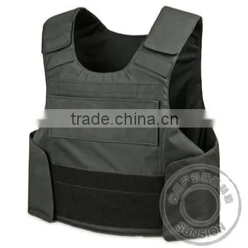 High Quality Tactical Vest adopts1000D high strength Nylon fabric