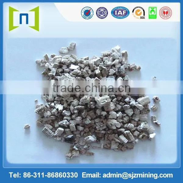 Silver expanded horticulture vermiculite
