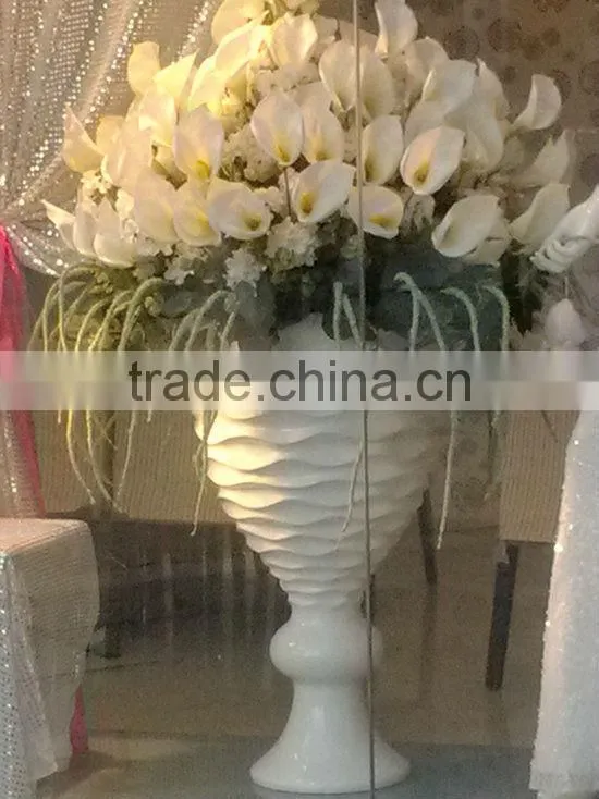 Fiberglass planter pot