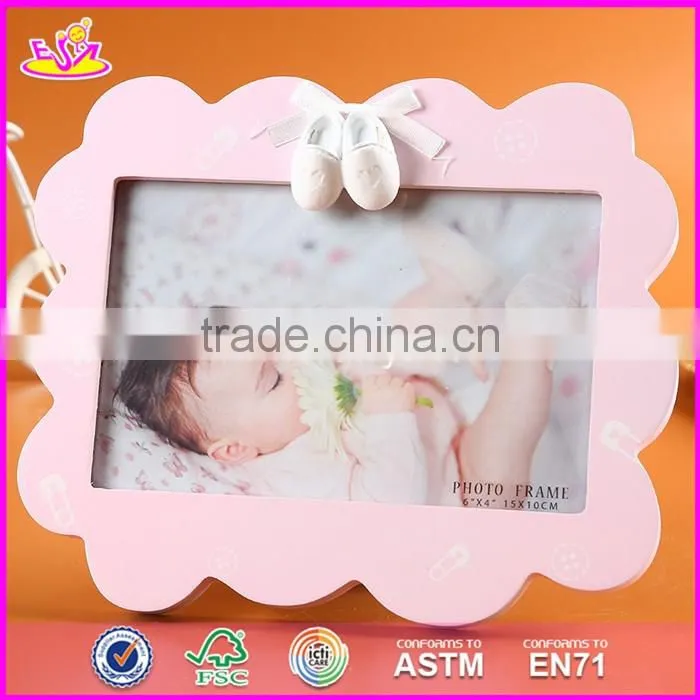 2016 wholesale fashion kids wooden family photo frame W09A046