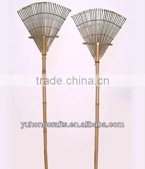 Bamboo garden claw rake