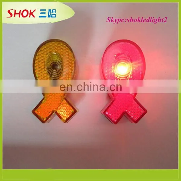 Newest hot selling promotion plastic fish shaped led flashing safety light
