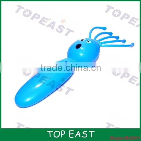 2016 New Hot Head Plastic Octopus Massager Cute Octopus Facial Massager battery operated handheld massager