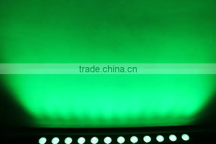 Decorative wirelss dmx 24pcs 10w 4in1 RGBW led bar light with battery