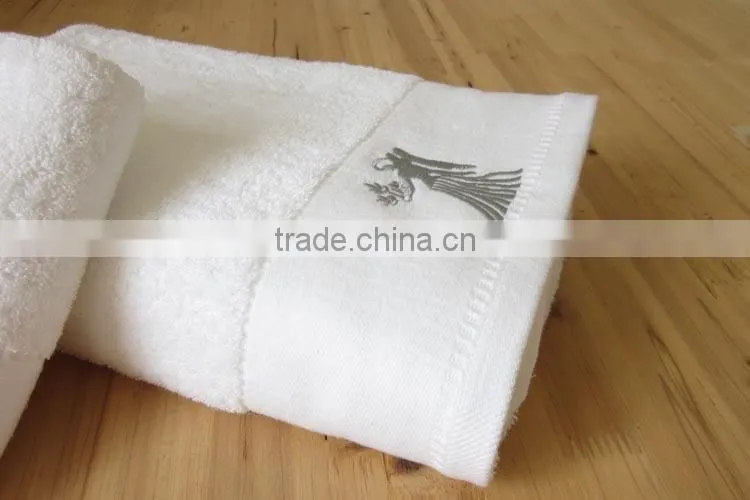 100% cotton 5 star hotel towel, white color hotel bath towel,low cost with embroidery