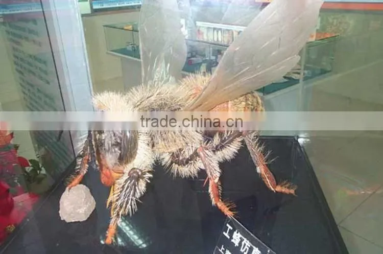 Simulation mechanical foam insect model