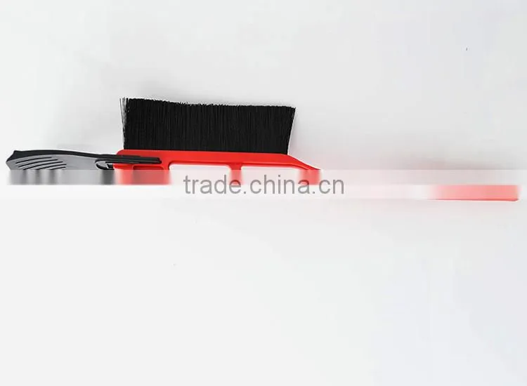 TYEE red ansd black snow scraper for dealing with ice on car window