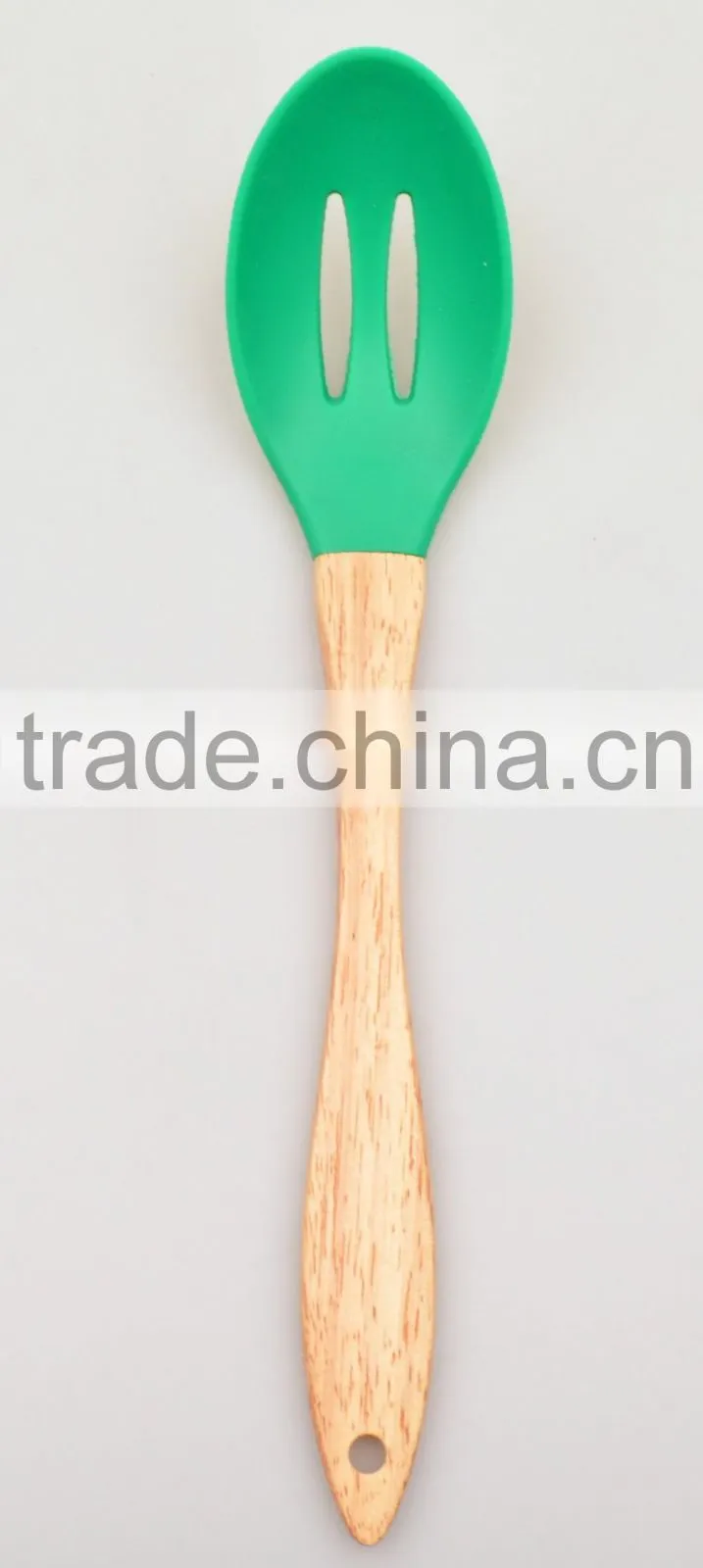 beautiful in desigh LFGB testing silicon kitchenware with ruber wooden handle